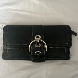 ​Vintage Coach Soho Black Leather Buckle Trifold Wallet
